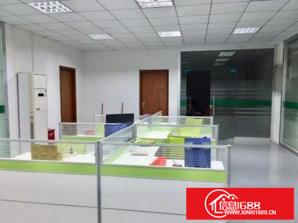 横岗四联新房源！原房东出租二楼500平厂房，带电梯