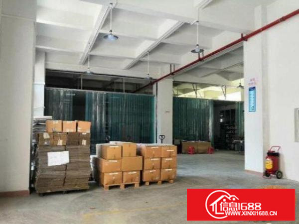 福永凤凰一楼400平小加工厂出租，拎包入住，适合仓库