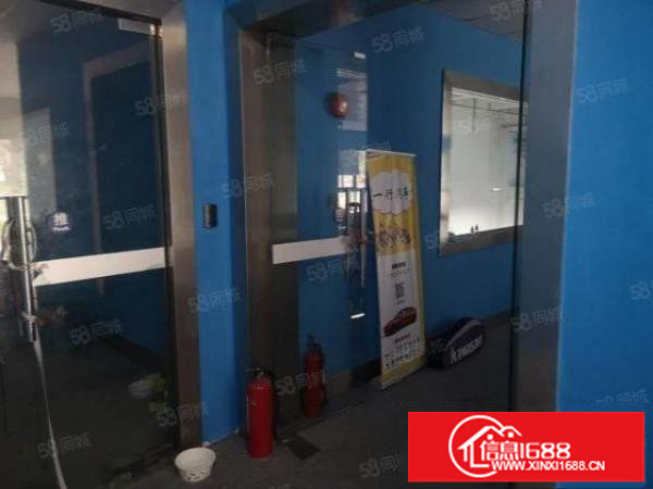 坂田天虹旁带装修一楼300平米出租