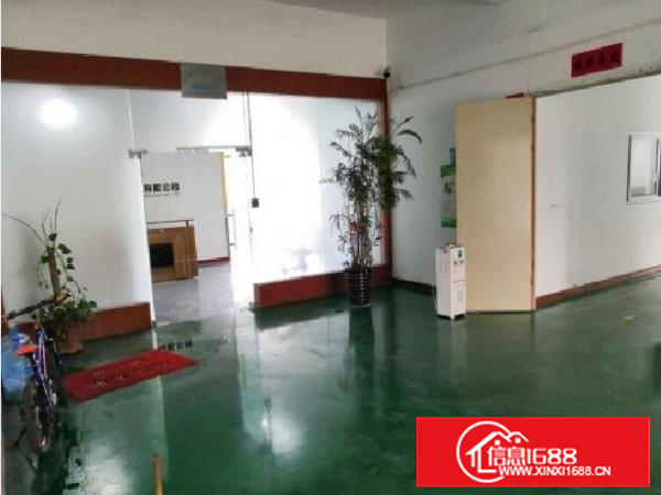 长安镇乌沙工业区出租楼上200平和250平厂房有精装修