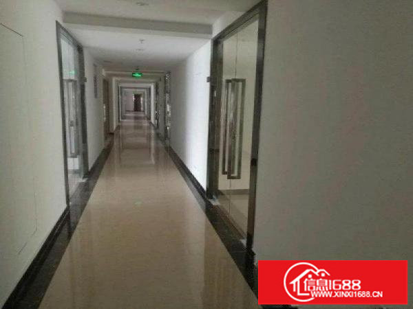 龙胜地铁口180平米精装修办公厂房仓库招租