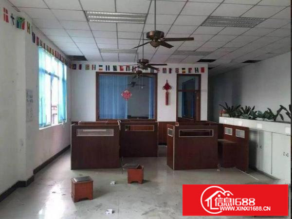 出租龙岗区平湖独院厂房一楼600平方带装修