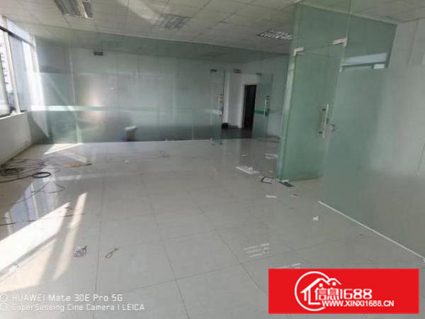 怀德独门独院楼上三层精装修950平方出租