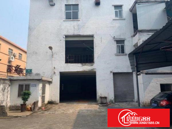 位于深汕路主干道边，每层500平米，交通便利，独门独院