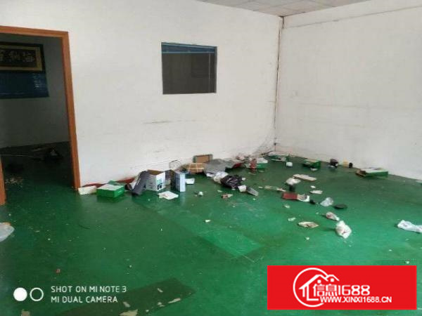 松岗潭头620平厂房出租，靠近主干道，产证齐全