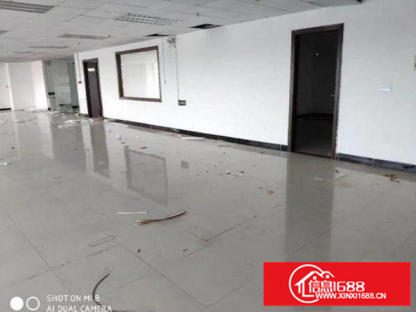 出租龙岗区横岗3楼精装厂房500平