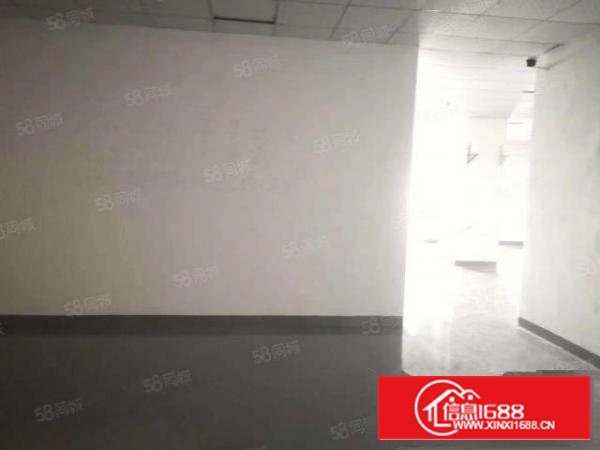 沙井地铁口旁500平米带装修厂房出租