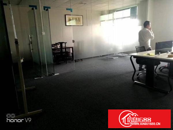 平湖杉坑工业区带装修二楼650平方厂房出租