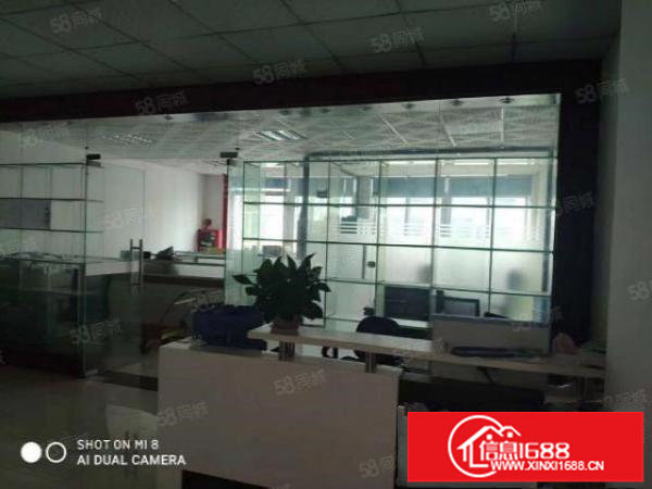 大浪商业中心龙泉工业区楼上精装修650平方