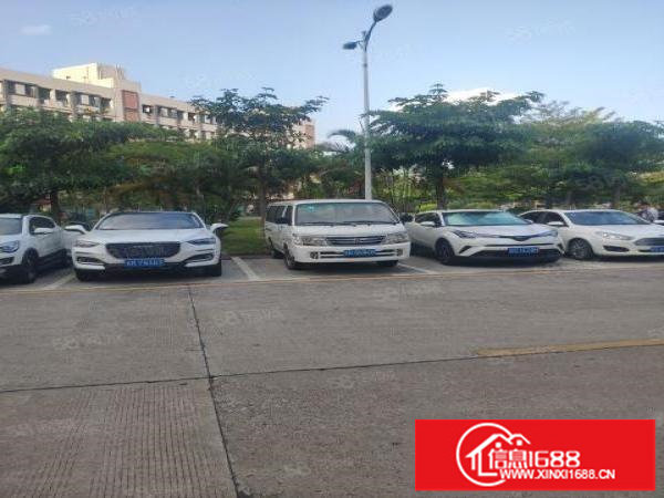 特价出租平湖电商产业园20000平米厂房，仓库10号线地铁口