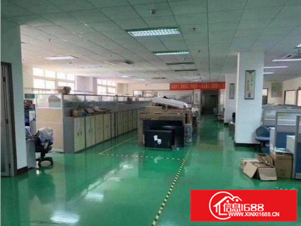 坂田上雪工业区一楼厂房450平米出租，水电齐全，适合五金