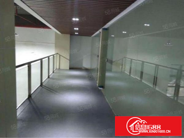 坂田一楼带装修隔楼488平方招租，