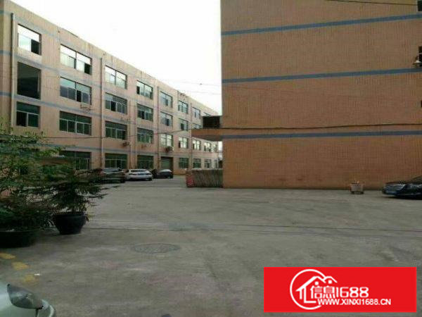 龙岗新出带装修厂房二楼1100平房东出租