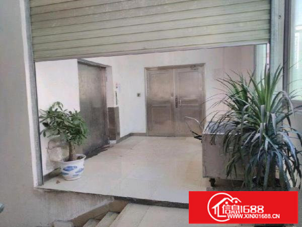 布吉丹竹头标准厂房仓库四楼630平米使用率85%