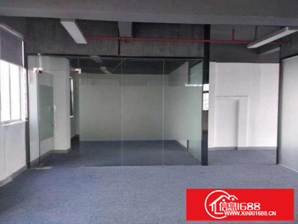 大浪商业中心新出三楼230平仓库带装修招租