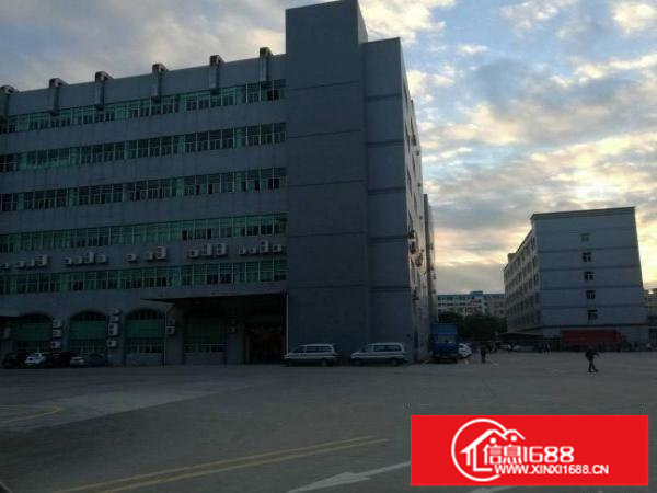 平湖华南城食品工业1300平方园厂房出租