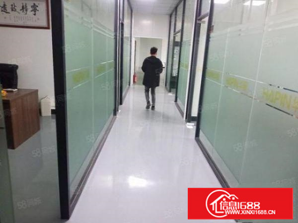 长安厦边新出楼上460平带装修厂房出租