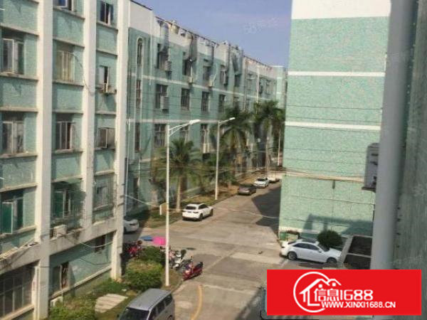 福永白石厦500平厂房出租！二楼带中央空调水电到位无转让费