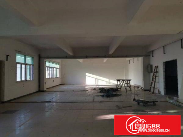 龙岗区横岗永湖地铁站小面积厂房出租，100平起租