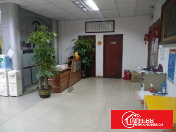 沙井新桥新发工业区580平米带装修水电齐厂房出租