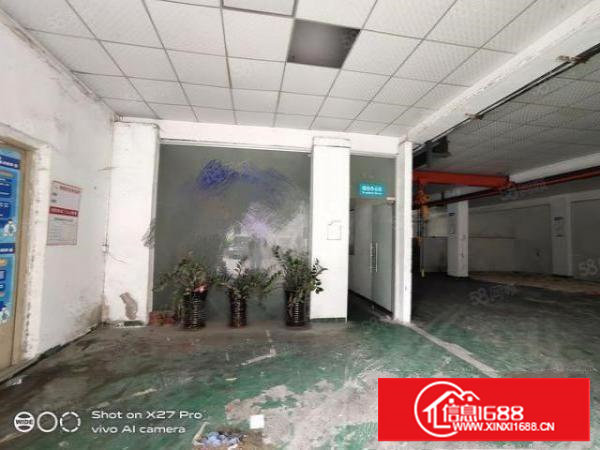 塘厦科苑城标准一楼600平方厂房招租!带现成行车,现成办公室