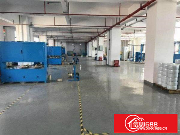 凤岗天堂围工业区厂房每层1500平方！可分层出租！现成装修