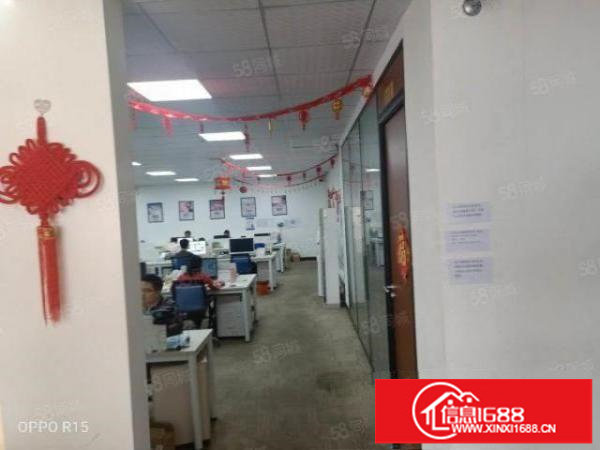 松岗楼岗工业区600平厂房出租，精装修办公室位置好，配套齐全