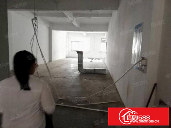 石岩北环路楼上带装修580平厂房出租