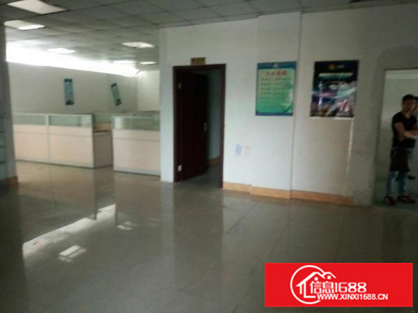 龙岗宝龙分租精装修厂房1500平方米