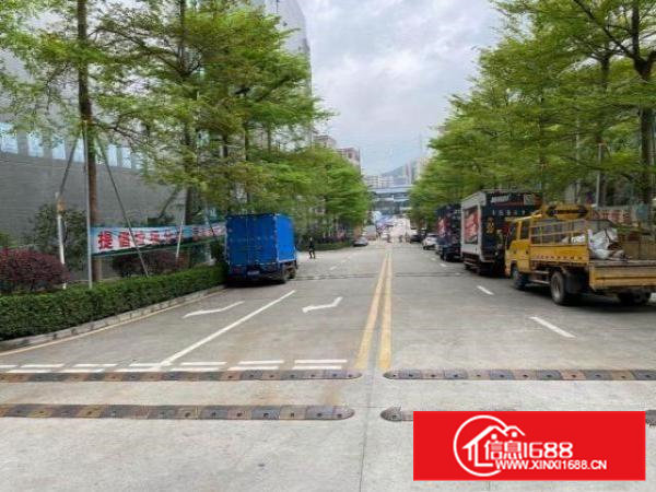 原房东花园式厂房，楼上1382平，实际面积出租，精美装修