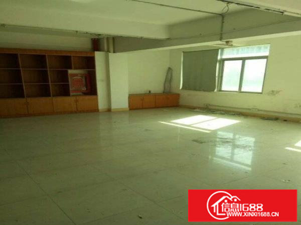 坂田五和地铁口1000平标准厂房出租