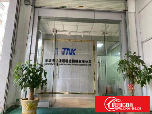 在107国道旁边，几百米到天虹，交通便利，带精装修，无转让费