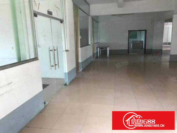 寮步石龙坑新出楼上2000平厂房低价出租