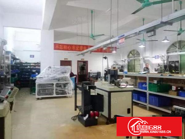 塘厦莲湖新出一楼850平方标准厂房出租，带现成办公室装修