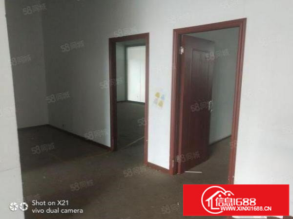 华南城电商办公室，仓库招租，118平，158平，260平等