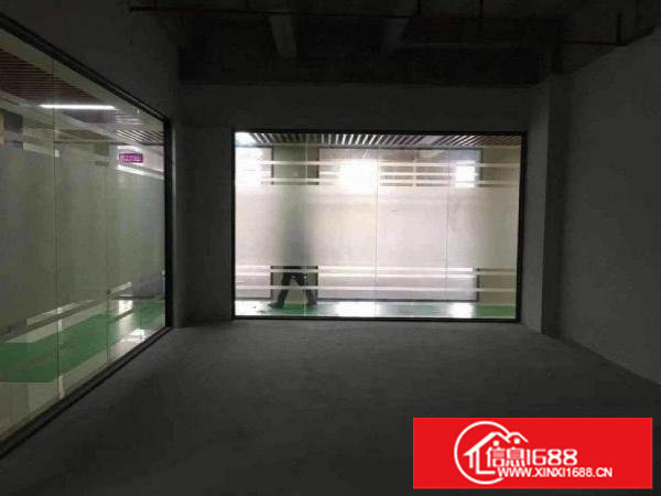 坪山26800平大型红本园区厂房办公17出租，110平起租