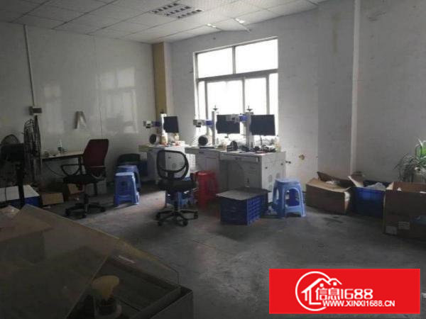 田心新出二楼1000平方厂房，现成办公室，豪华装修