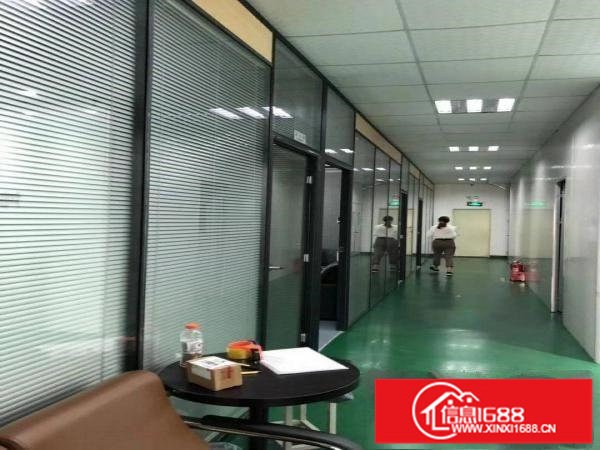 龙华观澜高速出口大型工业园800带精装修厂房出租