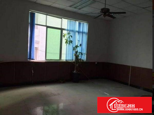 横沥水边独院厂房分租一楼500二楼1000带装修招租