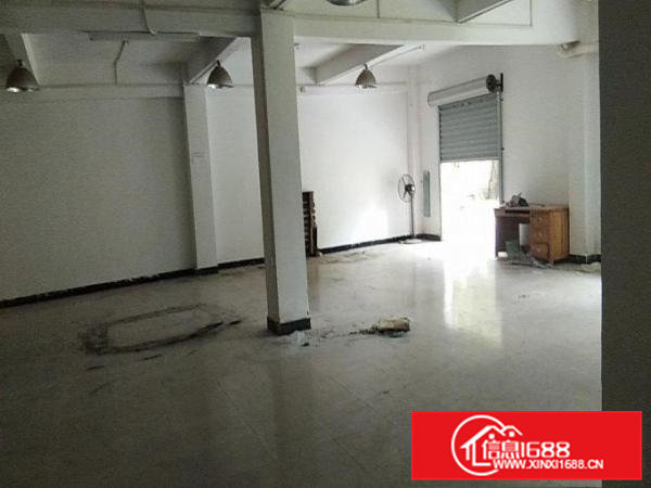 宝马路宝岛皮具内厂房600平米