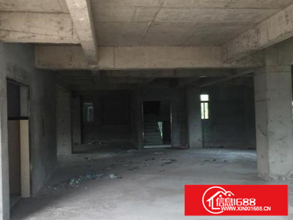 全新厂房出租，房东直租。