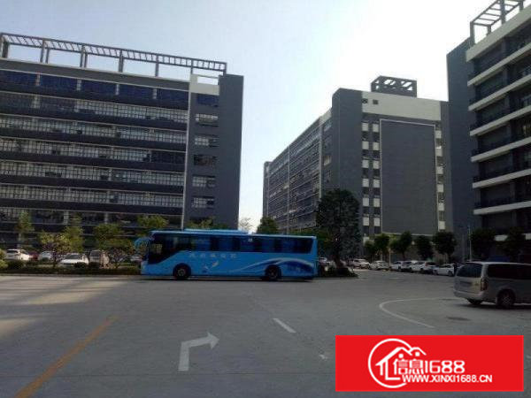 凤岗两层50000平方电商仓库火爆招租（可以分租）