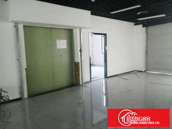 平湖独门独院厂房出租27一个平方带宿舍有货梯