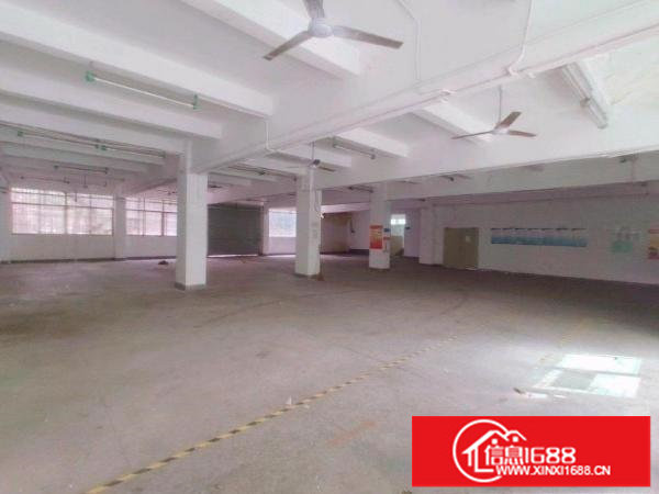 价格面议业主直租交通便利，位置好，使用面积大，停车方便