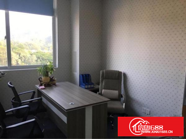 杨美地铁站附近173平米精装修厂房出租