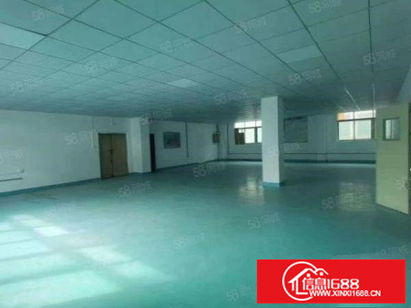 福永凤凰第三工业区楼上精装修整层750平，空地大！