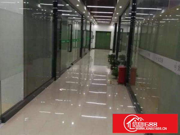 龙胜地铁口新出三楼300平带装修适合电商贸易