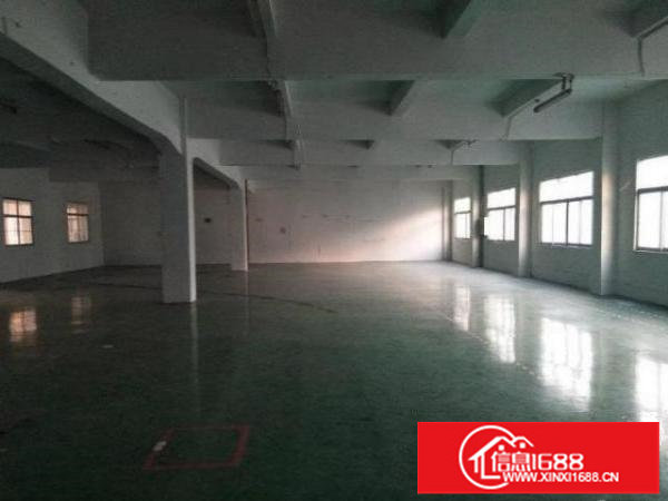 光明塘家村楼上300平米厂房低价出租，有大空地，价格好谈