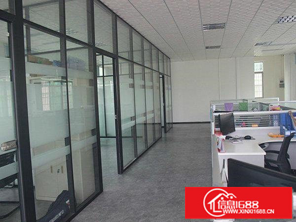 民治油松工业区新出三楼400平带装修厂房仓库招租