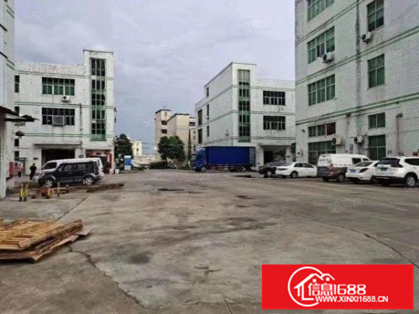 平湖新木超大空地厂房，单层1600平可同时供20台大货车